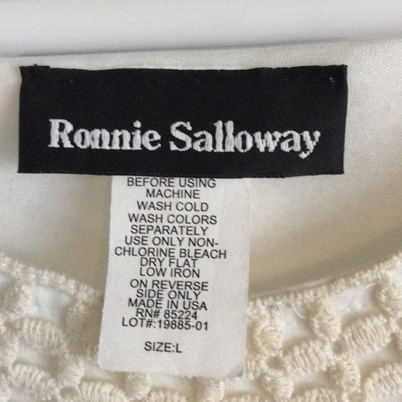 Tank Top With Crochet Neckline - Picture 4 of 5